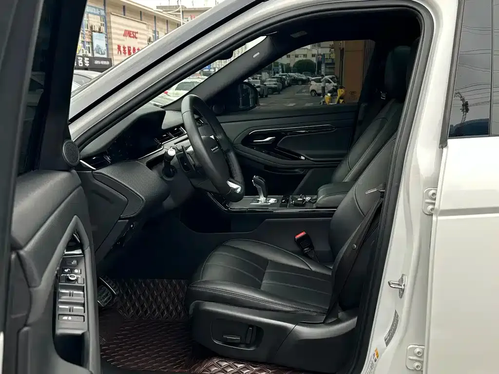 Land Rover Evoque — фото 10