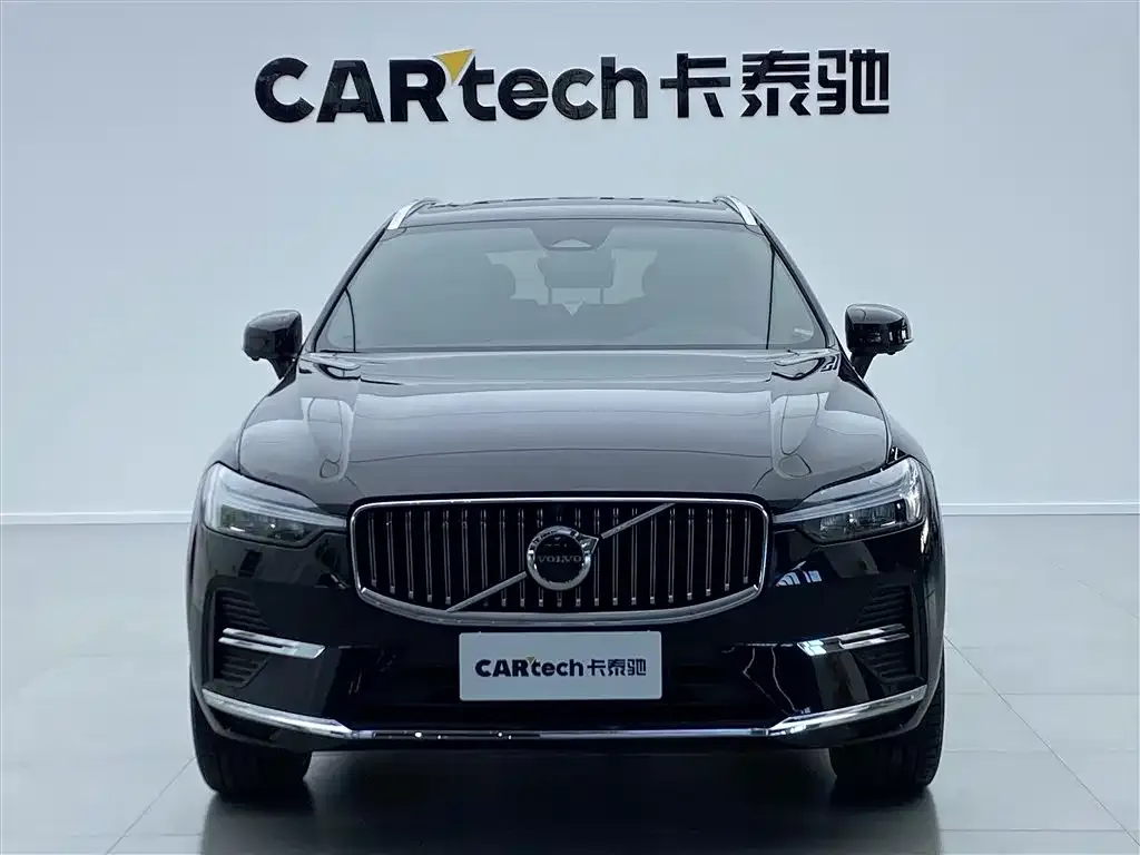 Volvo XC60 — фото 4