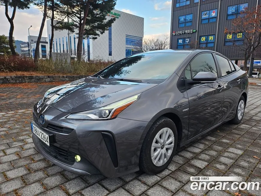 Toyota Prius — фото 2