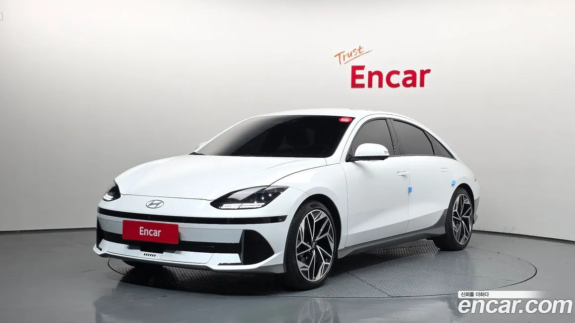 Hyundai Ioniq6 — фото 1