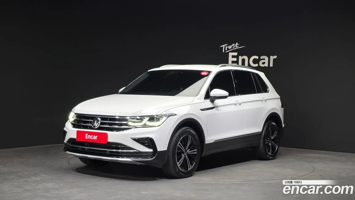 Volkswagen Tiguan — фото 1