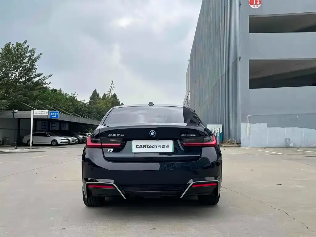 BMW i3 — фото 10