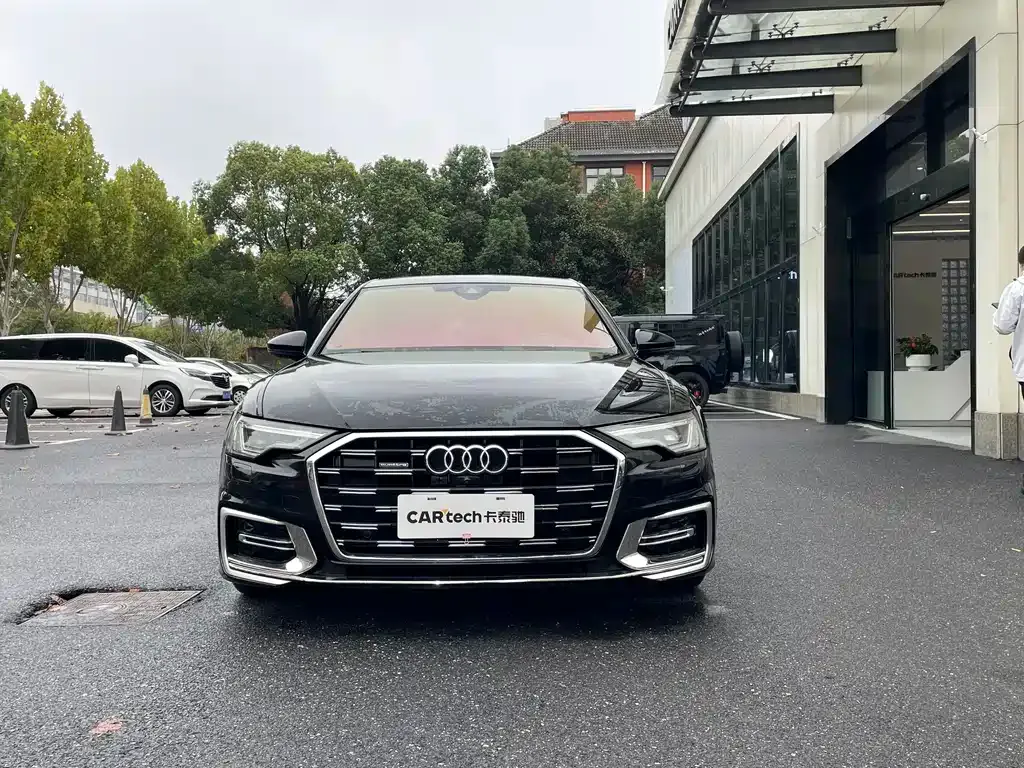 Audi A6L — фото 2