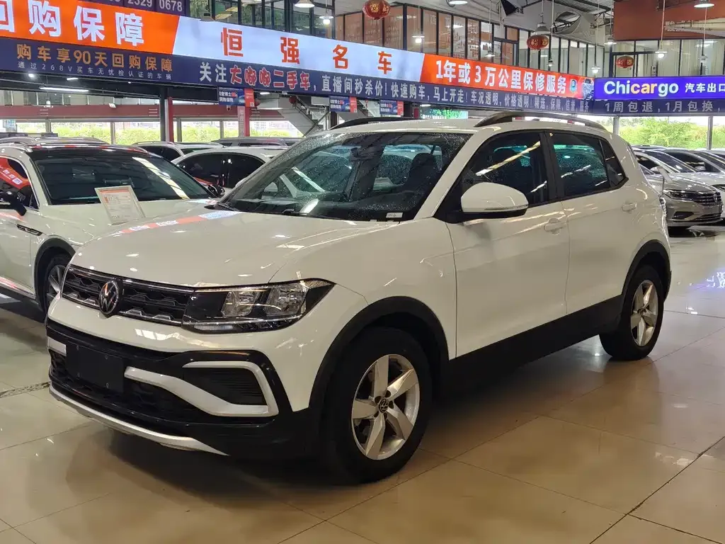 Volkswagen T-Cross — фото 1