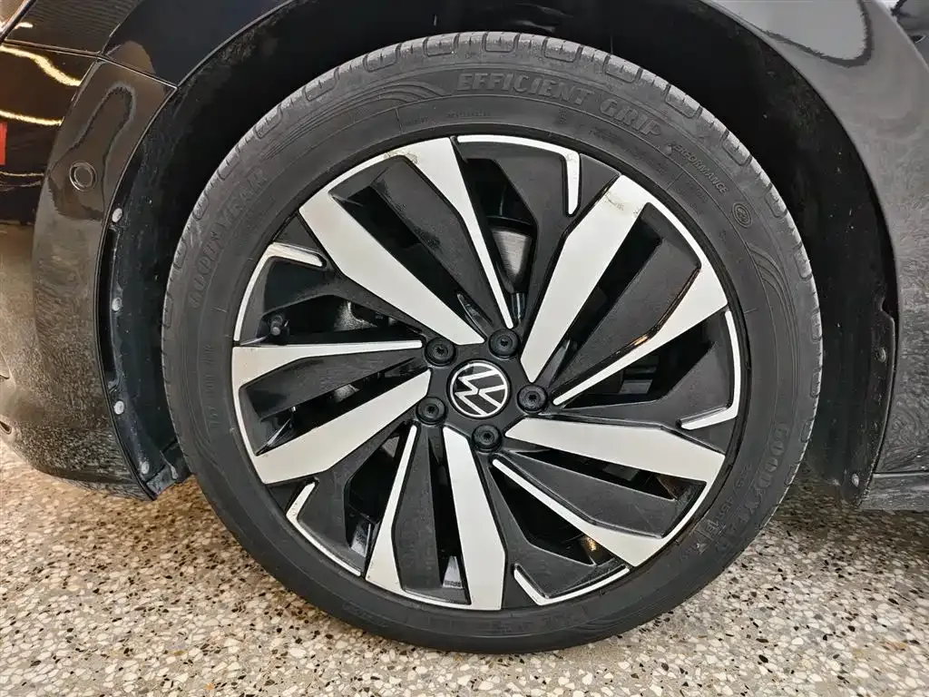 Volkswagen Passat — фото 5