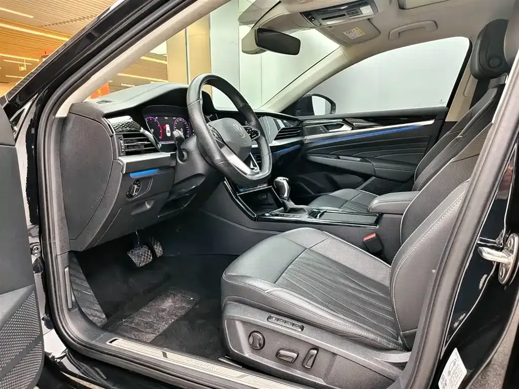 Volkswagen Passat — фото 6