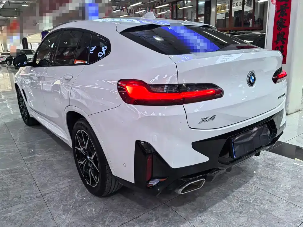 BMW X4 — фото 4