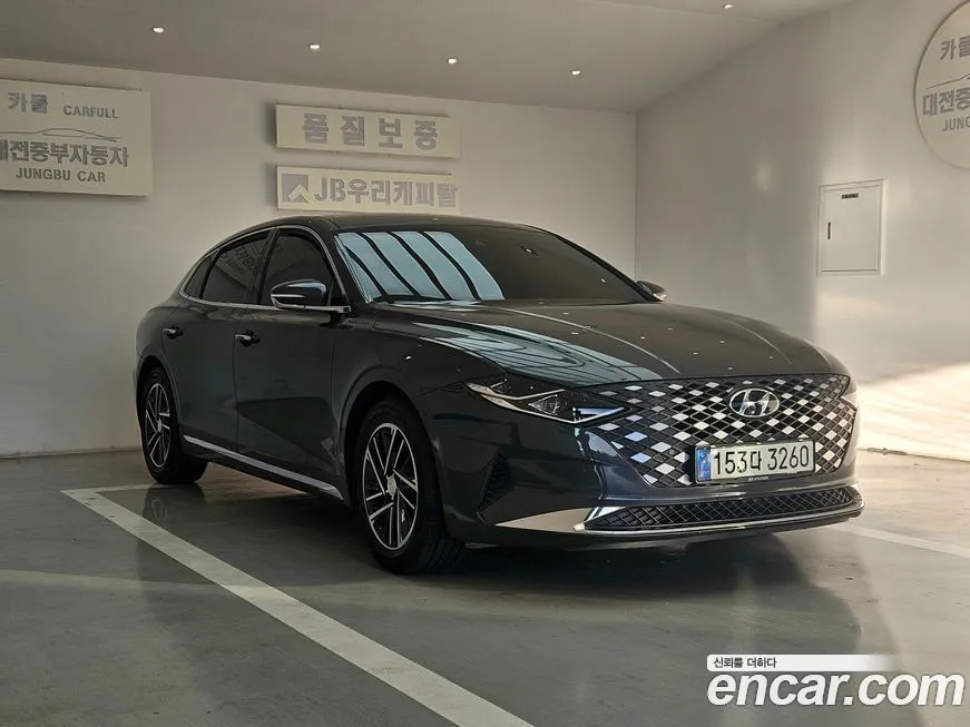 Hyundai Grandeur — фото 1