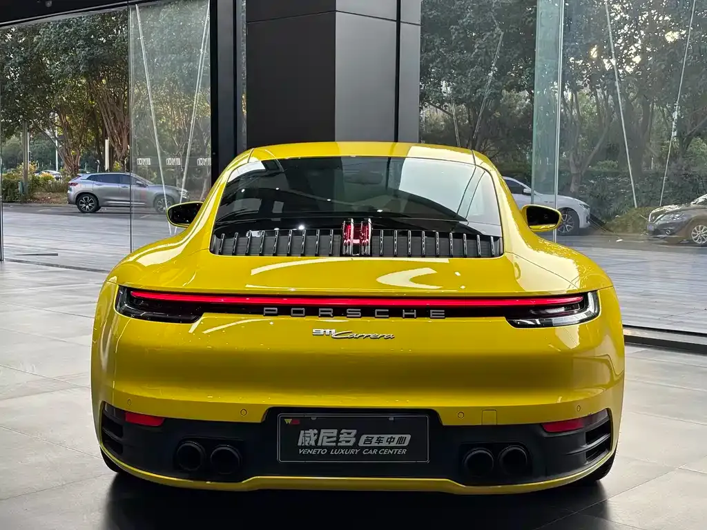 Porsche 911 — фото 10