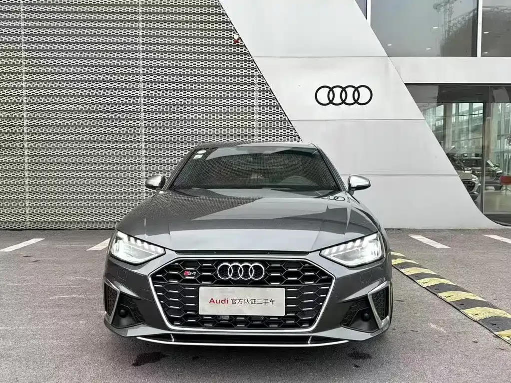Audi S4 — фото 2