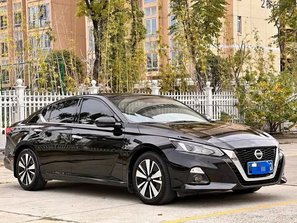 Nissan Teana — фото 3
