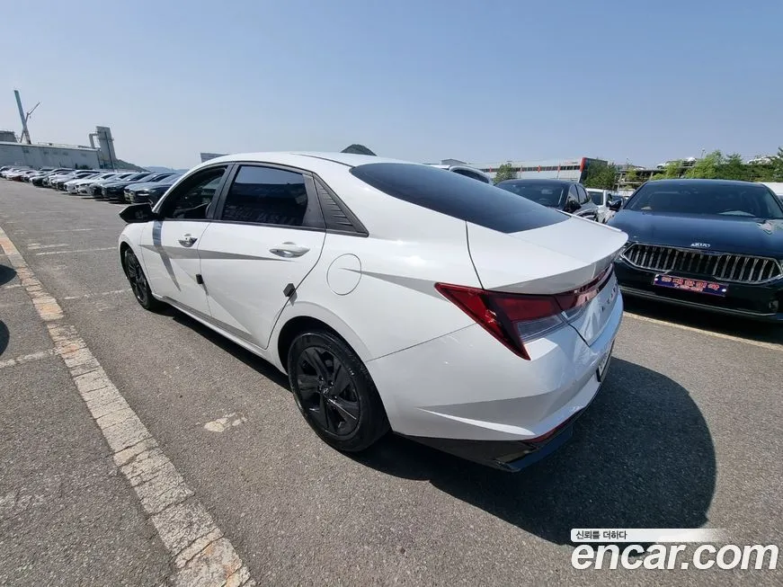 Hyundai AVANTE — фото 6