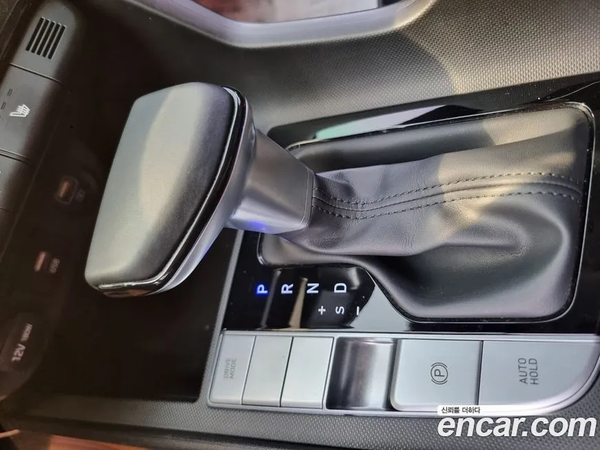 Hyundai AVANTE — фото 9