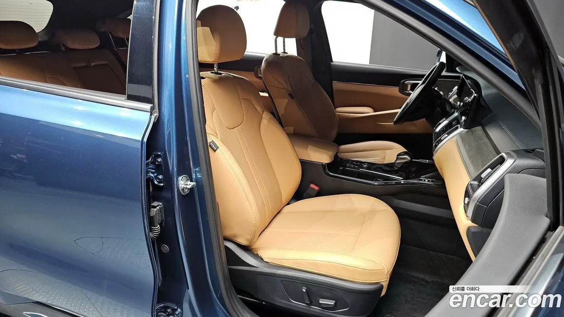 Kia Sorento — фото 10