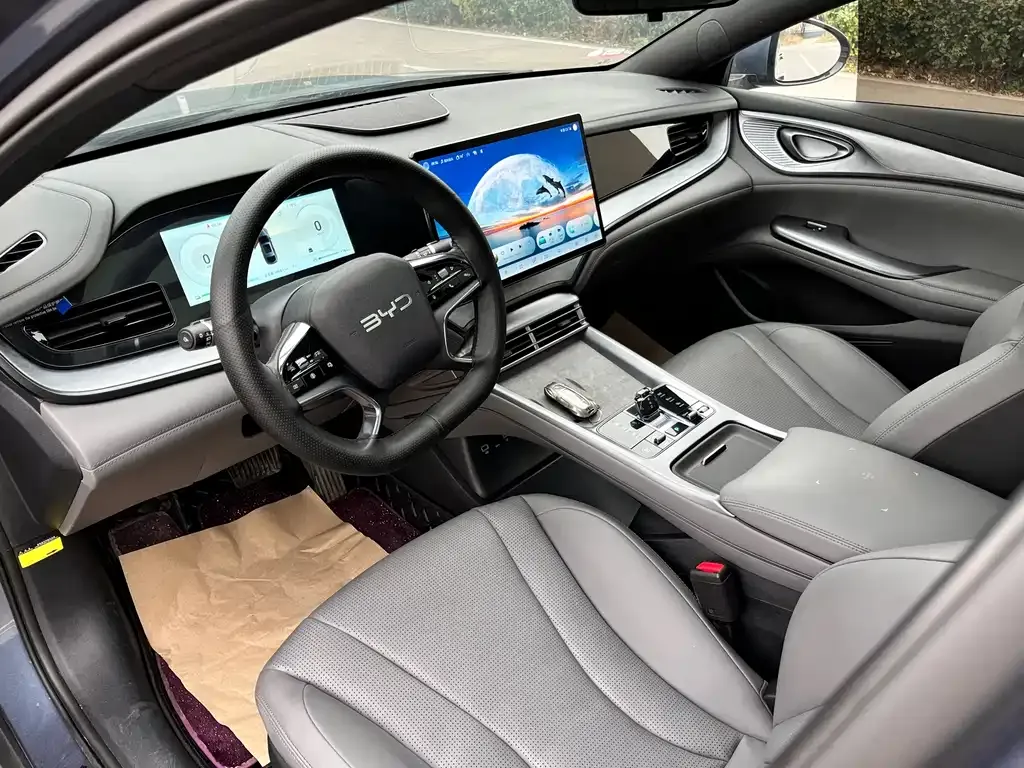 BYD Seal — фото 6