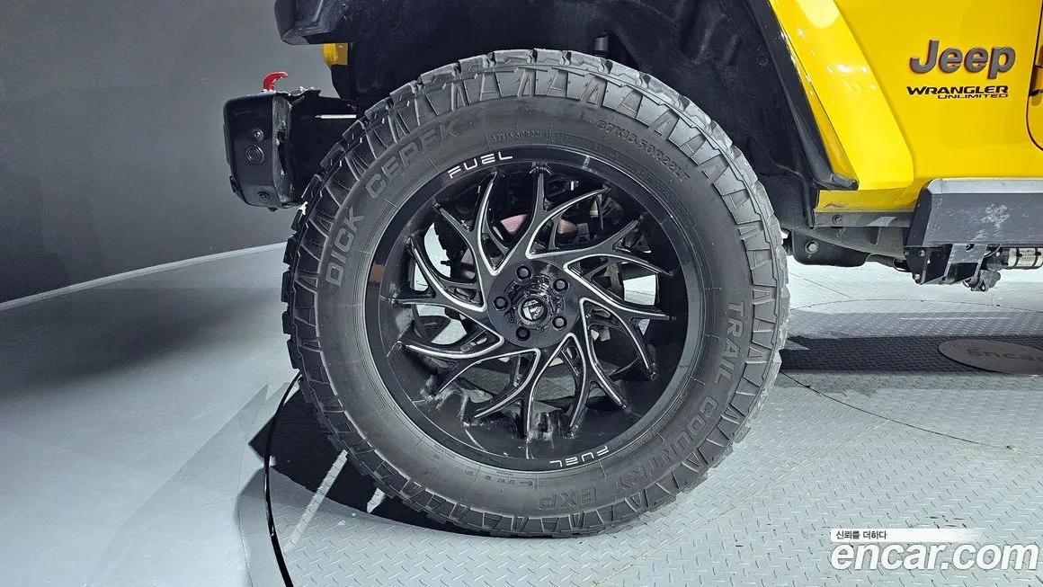 Jeep Wrangler — фото 5