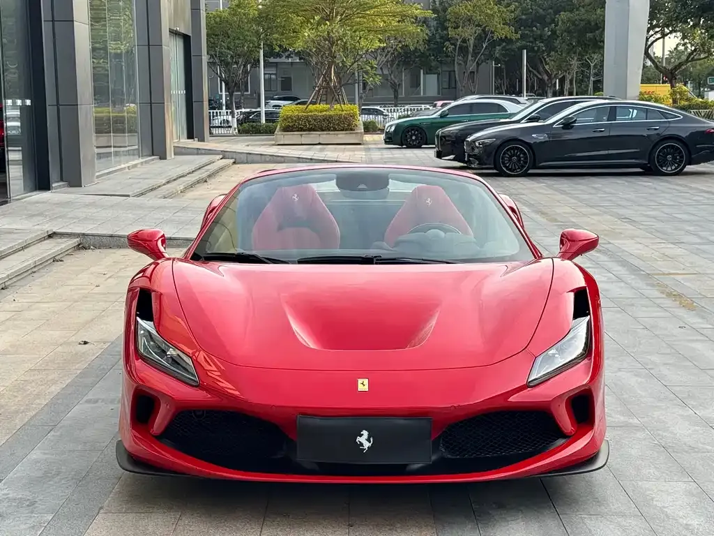 Ferrari F8 — фото 2