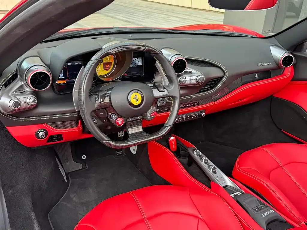 Ferrari F8 — фото 5