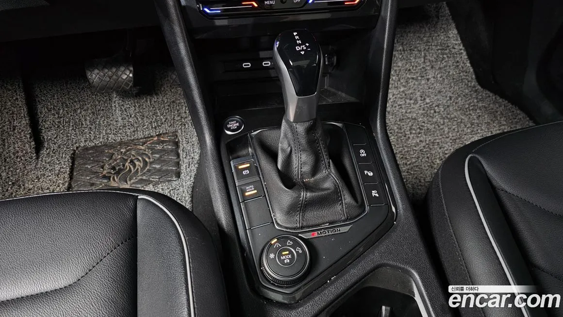 Volkswagen Tiguan — фото 9