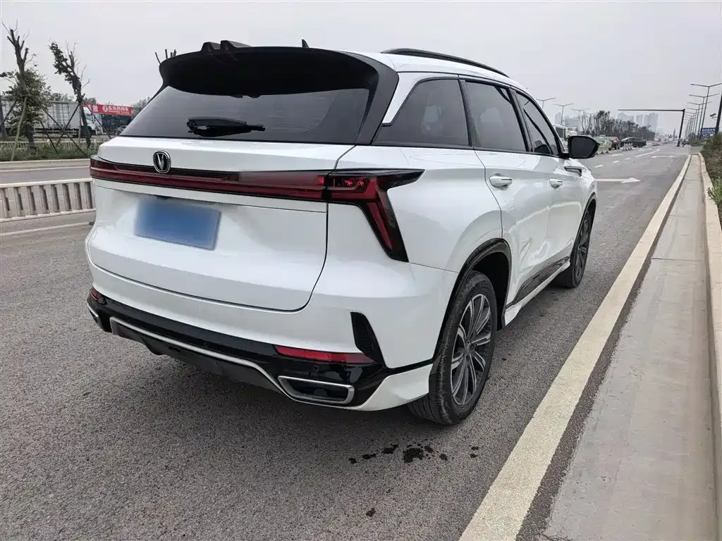Changan CS75PLUS — фото 10