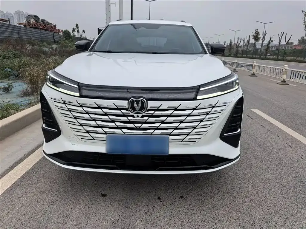 Changan CS75PLUS — фото 6