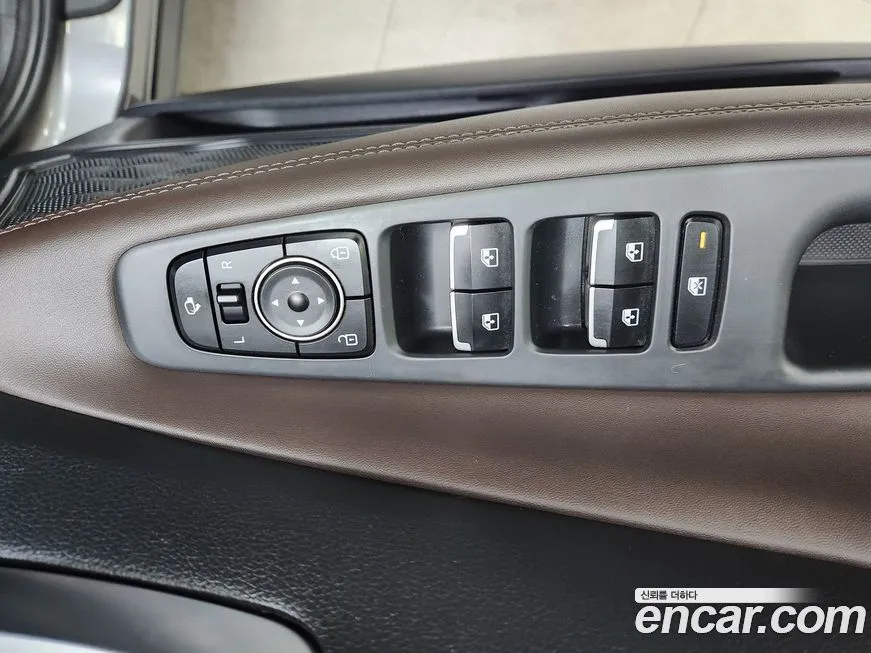 Hyundai Santafe — фото 3