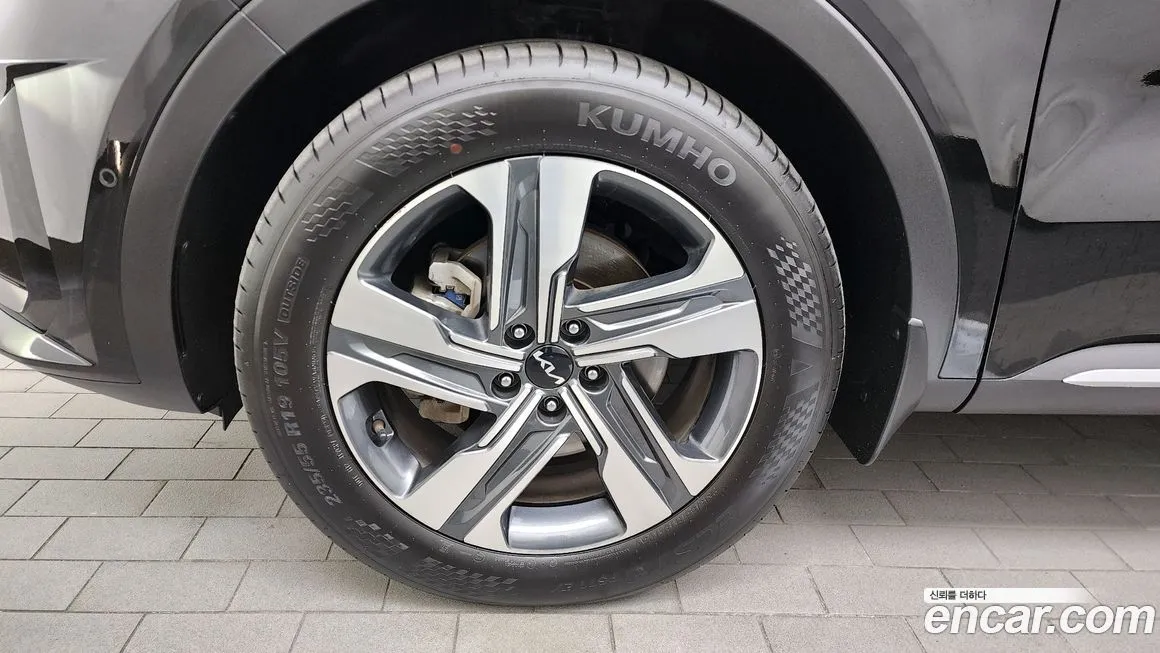 Kia Sorento — фото 5