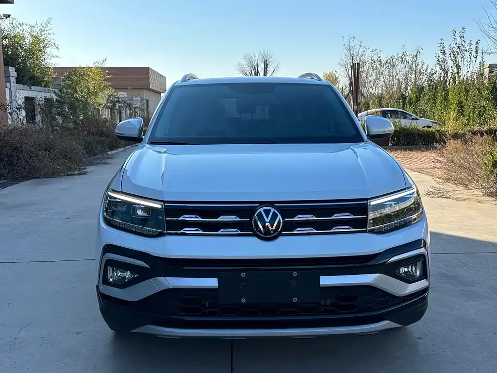 Volkswagen T-Cross — фото 2