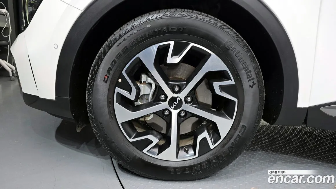 Kia Sportage — фото 5
