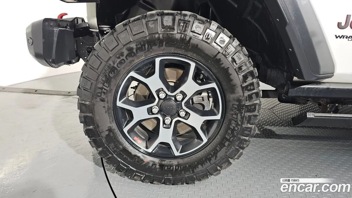Jeep Wrangler — фото 5