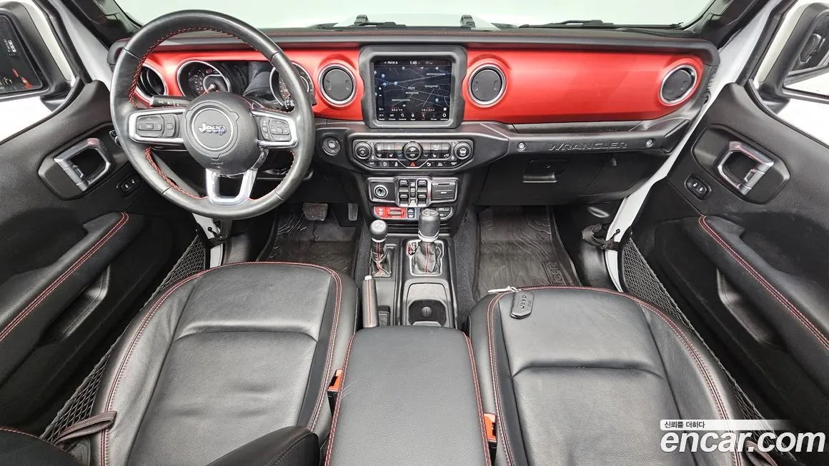 Jeep Wrangler — фото 7