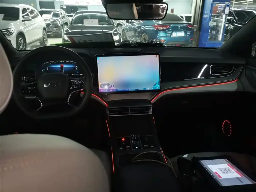 BYD Seal — фото 10