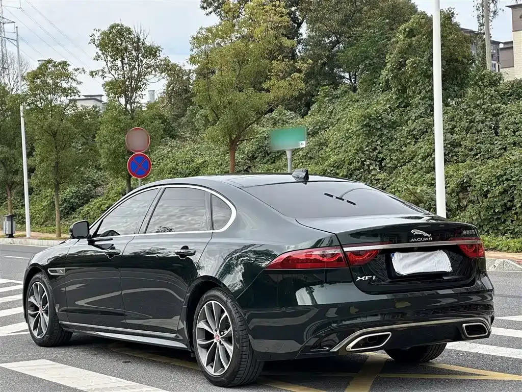 Jaguar XFL — фото 9