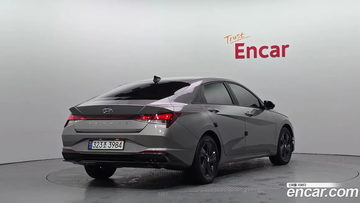 Hyundai AVANTE — фото 2