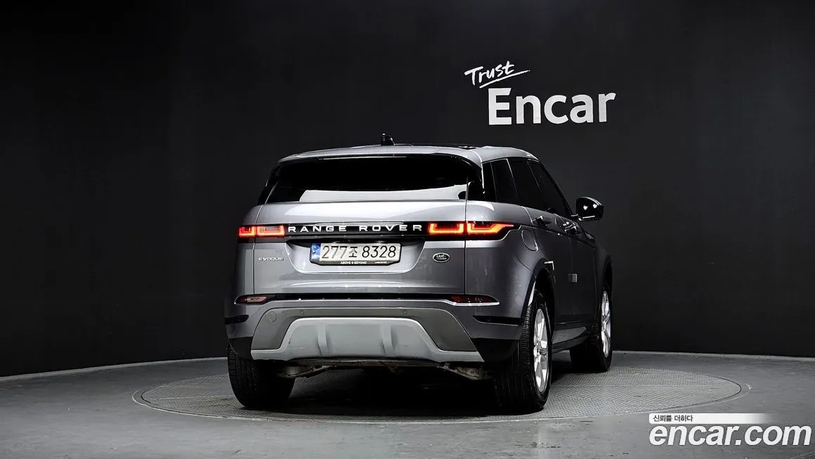 Land Rover Range Rover Evoque — фото 4