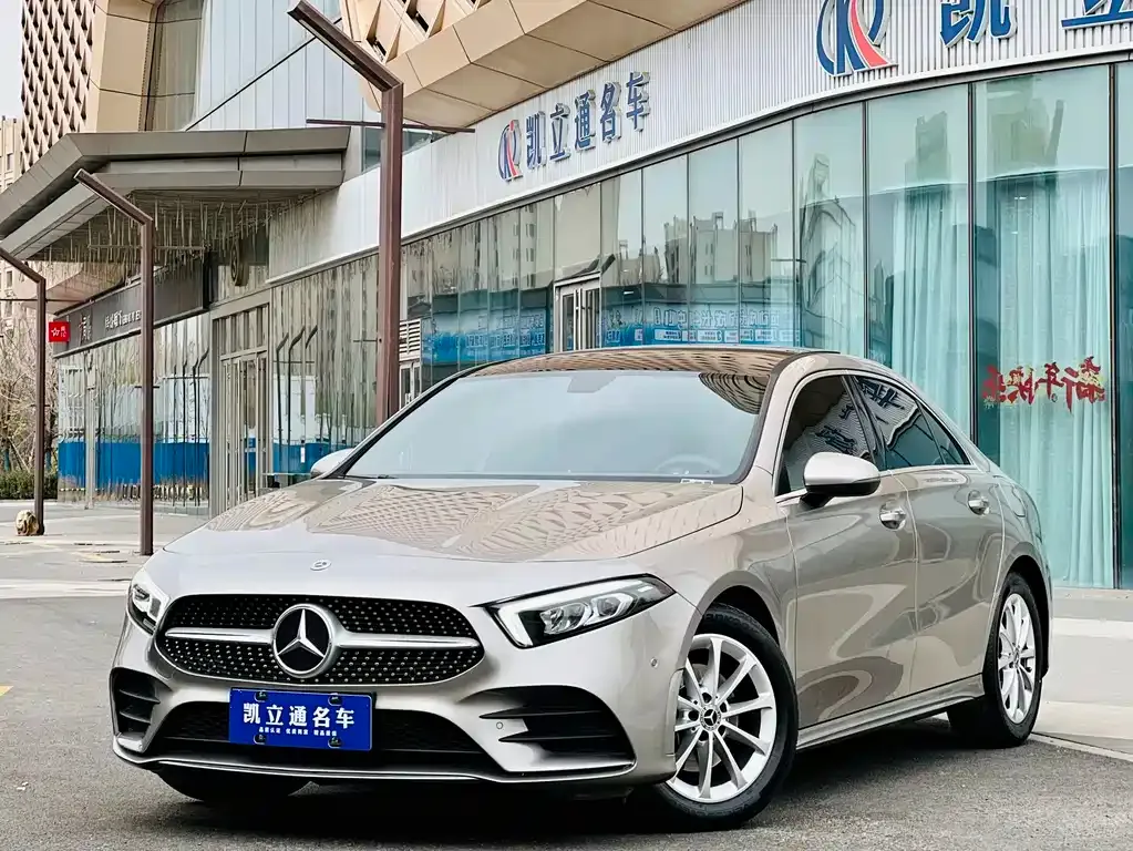 Mercedes-Benz A-Class — фото 1