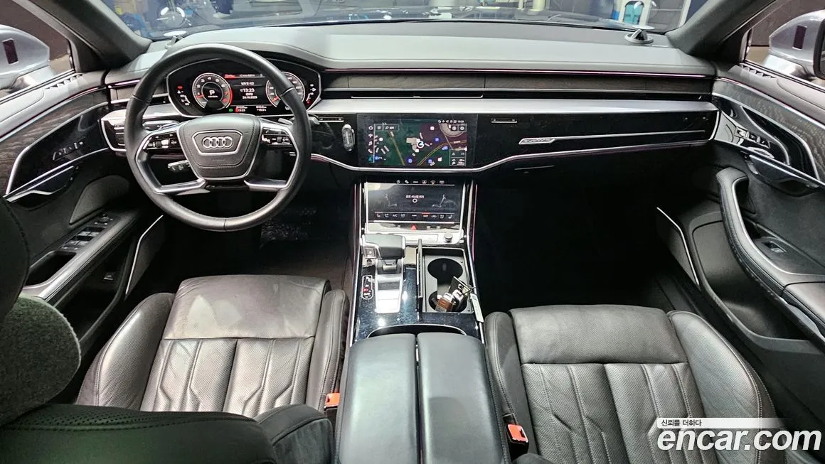 Audi A8 — фото 7