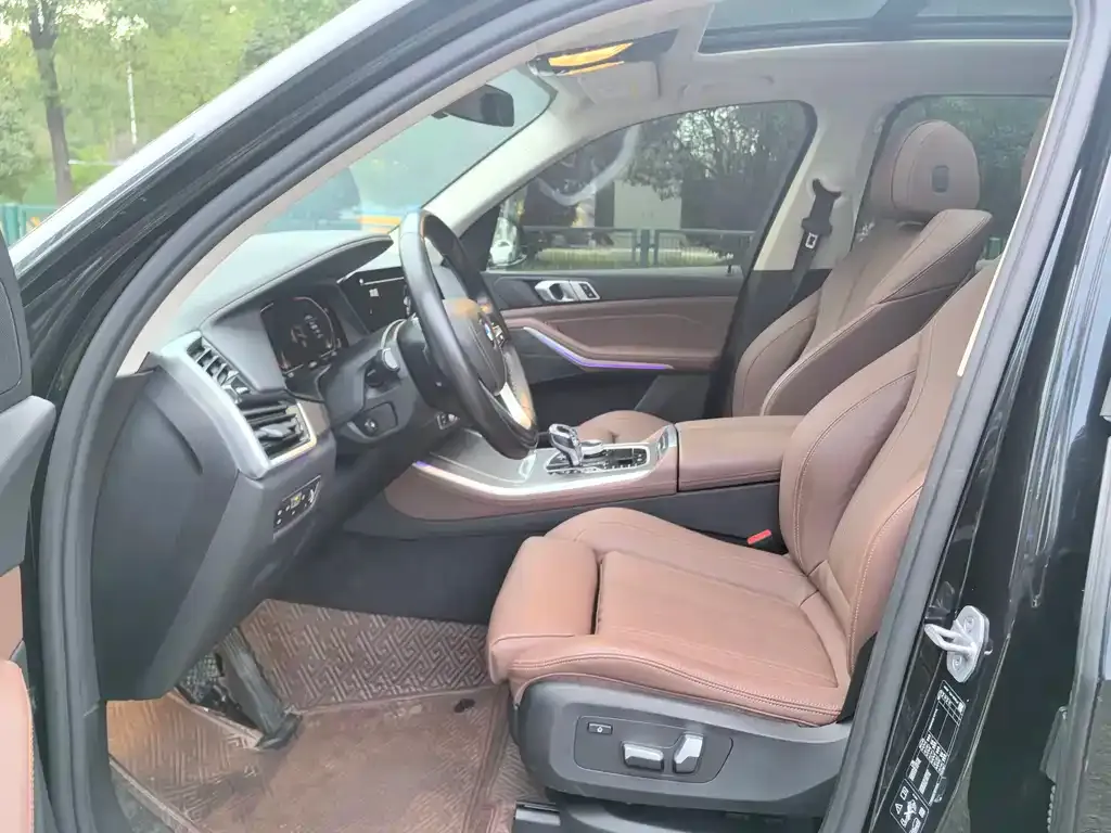 BMW X5 (Import) — фото 10