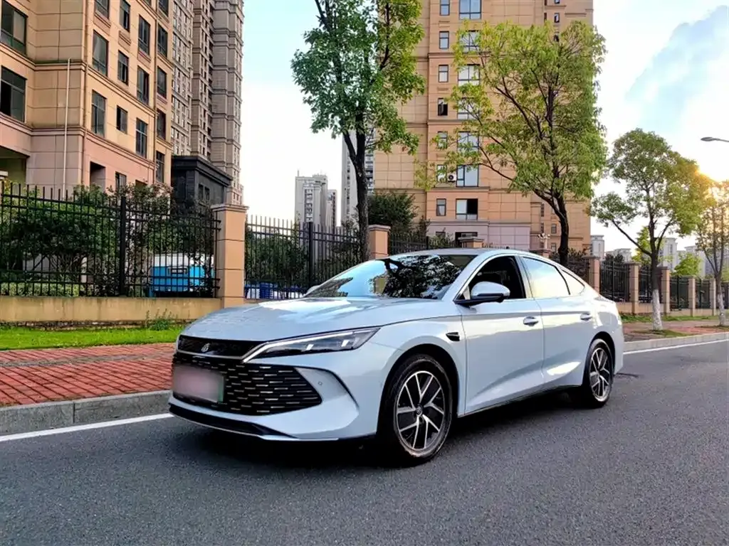 BYD Qin L — фото 2