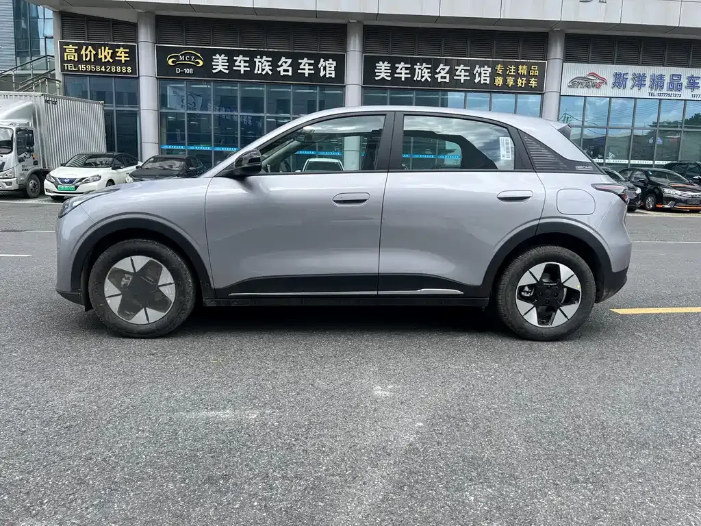 Geely Starburst — фото 3