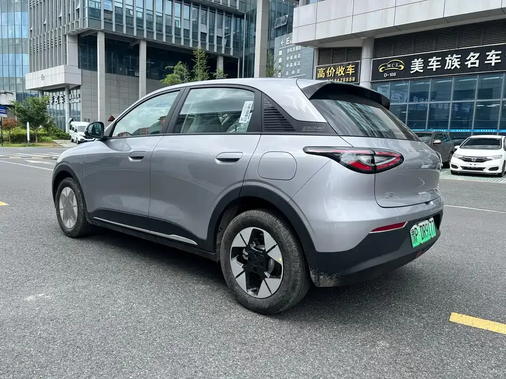 Geely Starburst — фото 4