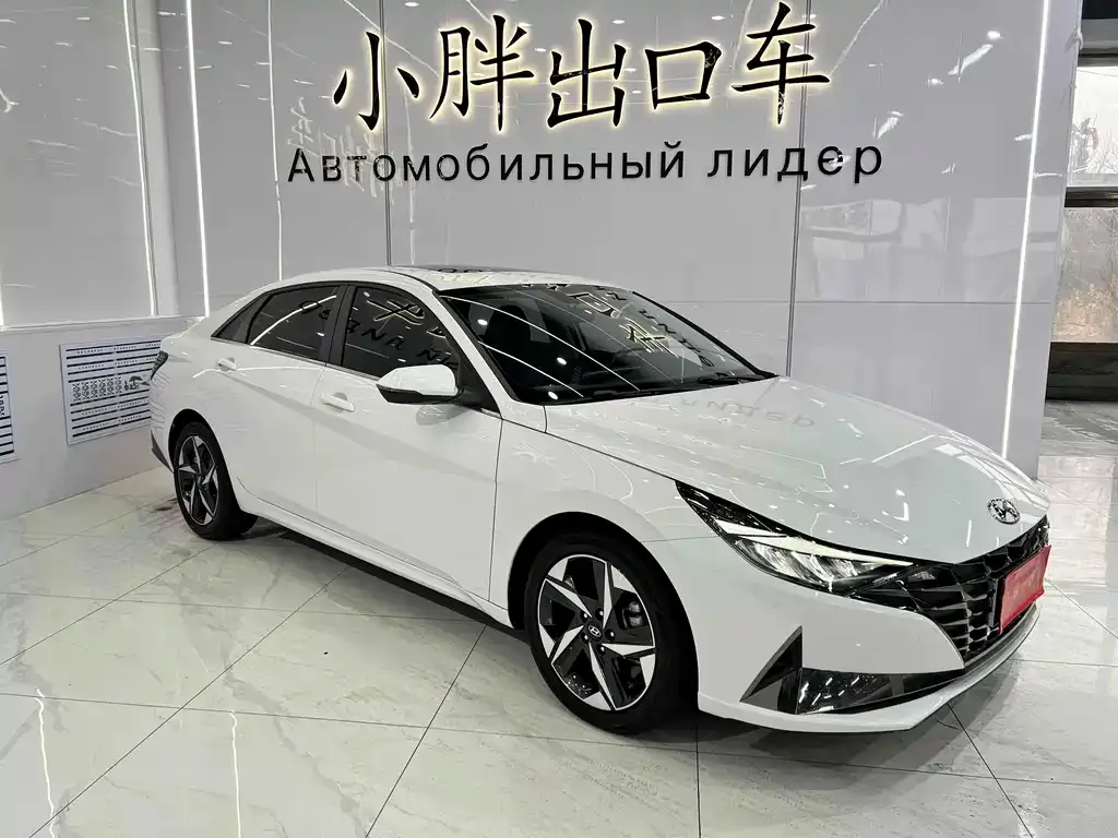 Hyundai Elantra — фото 6