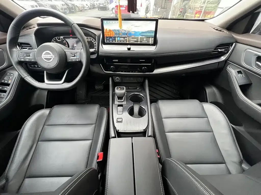 Nissan X-Trail — фото 10