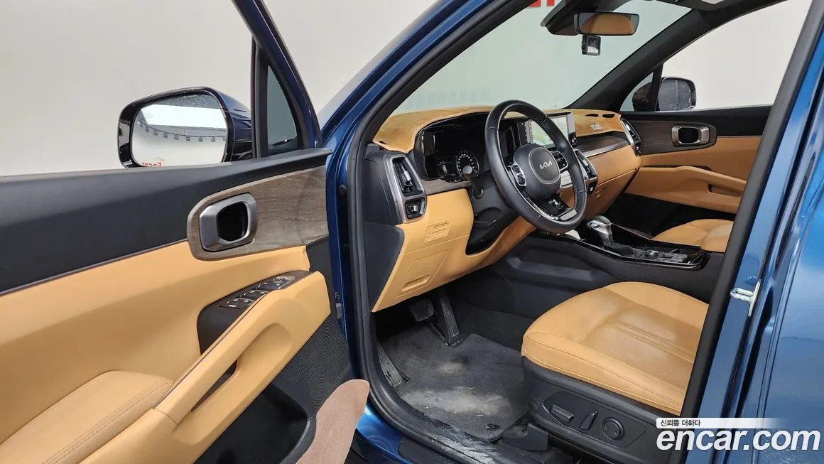 Kia Sorento — фото 10