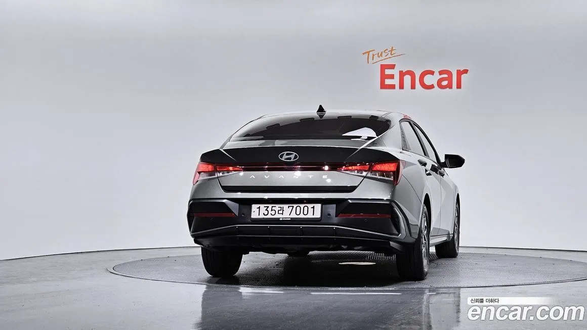 Hyundai AVANTE — фото 4