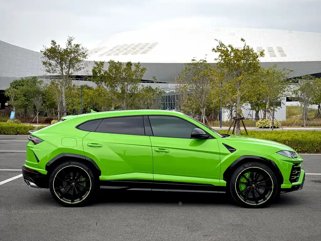 Lamborghini Urus — фото 7