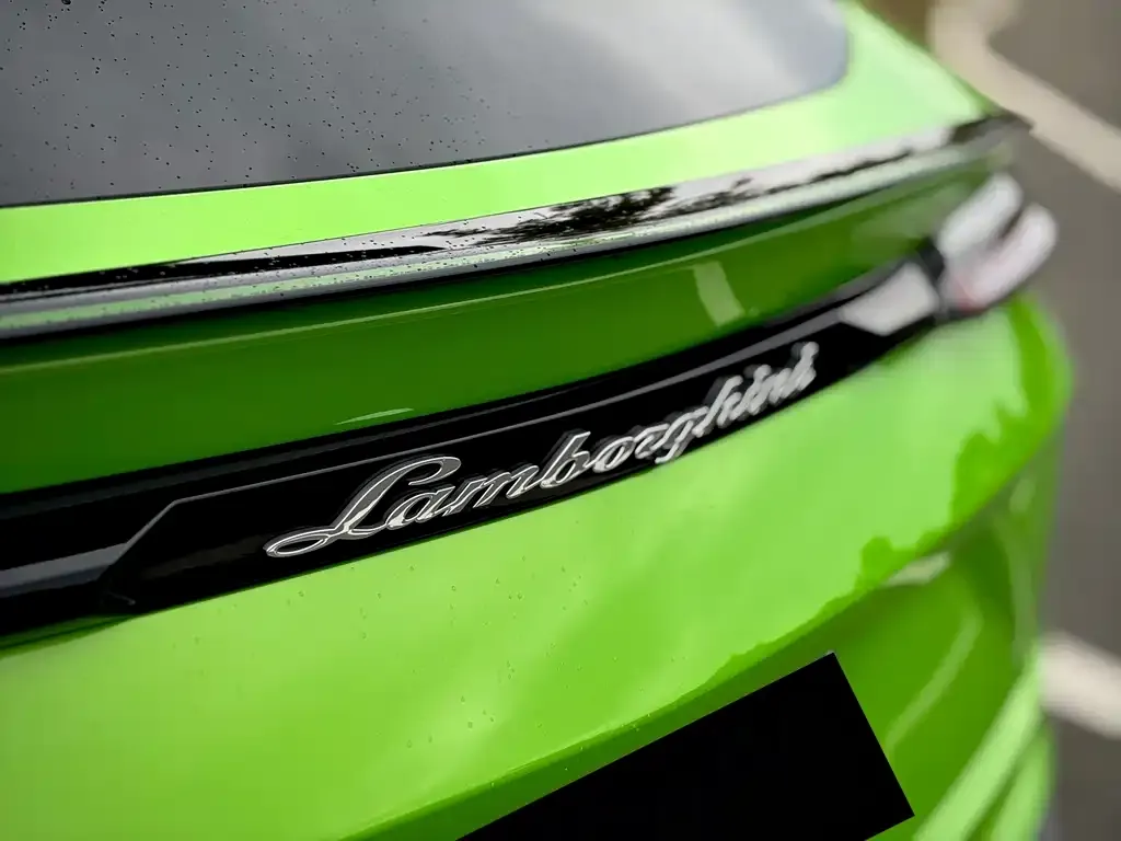 Lamborghini Urus — фото 8