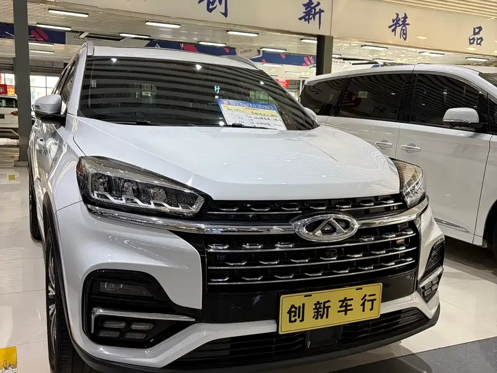 Chery Tiggo 8 — фото 1
