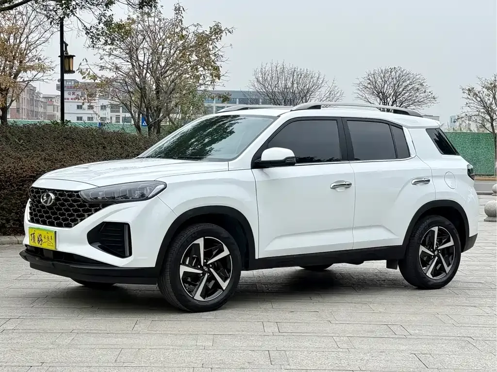 Hyundai ix35 — фото 1