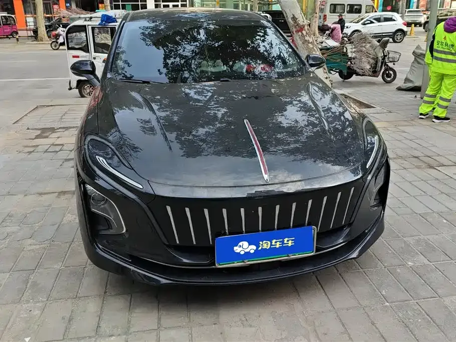 Hongqi E-QM5 — фото 2